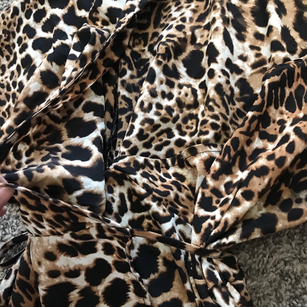 Reverse Leopard Print Wrap Dress - Picture 3 of 12